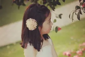 10款新颖独特的小女孩蝎子辫编发，很有公主范哦！图片