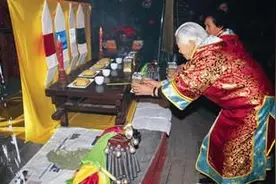别不信，东北出马仙——看了你就不敢不信萨满巫文化图片