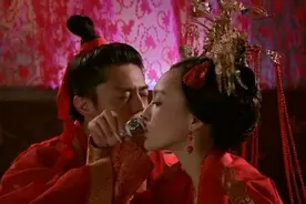 新郎洞房花烛夜喝酒太猛 醉卧婚床再也没醒来图片