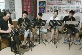 实拍 许昌薛华老师管乐四大名著综合排练曲图片