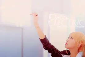 爆笑：五十岁大妈观看两女一杯的观后感。魔征的笑声征服你们