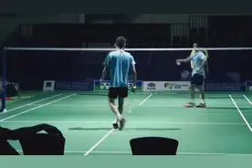 拿督这么牛是有原因的！李宗伟 1 VS 3 训练视频封面
