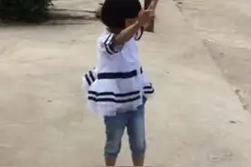 自编自跳舞蹈 小姑娘真有才图片