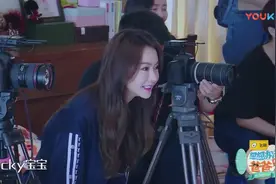 爸妈都是明星的小Lucky这是天生就会演戏啊！李承铉戚薇都乐了视频封面