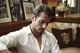 白衬衣，男神的正确打开方式图片