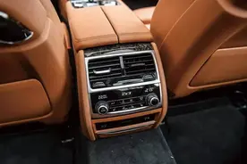 超凡大师 试驾BMW 730Li图片