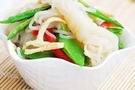 魔芋鸡丝荷兰豆图片