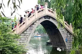 百脉泉公园免费开放受青睐，前五天迎来游客15万！图片