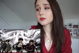 原来外国小姐姐也喜欢亚洲帅哥，一瞥一笑看的都醉了视频封面