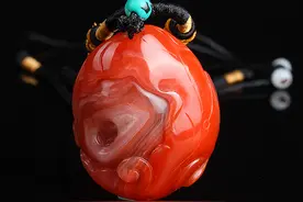除了南红之外，文玩圈中还存在这样的三种血色，每一种都是完美图片