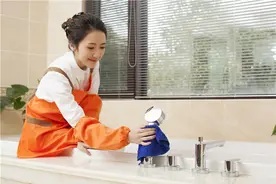 简单易学的卫生间清洁小妙招，这样打扫卫生省心又省力！赶紧学！图片