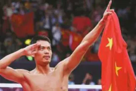 林李大战1：2憾负 回首林四年坚持 3分钟处林丹抽取膝盖积液