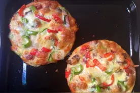 牛肉腊肠披萨图片