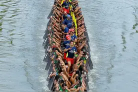 印度版“赛龙舟”——划船也照样“开挂”图片