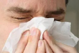 鼻出血很多人认为是小事，但这种鼻出血一定要重视，否则会出大事图片