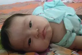 婆婆和老公太狠心，偷偷商量把小女儿送人，我该怎么办图片