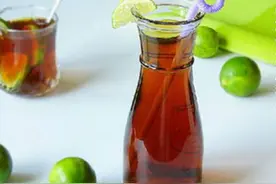 夏日风情之青柠冰红茶图片