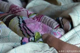 8个孩子的“妈妈”图片