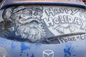 敲黑板：后挡风玻璃不要贴膜图片