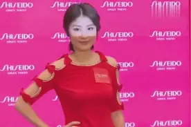 陈慧琳俩儿子近照曝光，一个比一个帅，网友：全随老妈不随老爸视频封面
