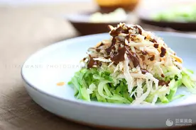 怪味棒棒鸡丝的做法图片