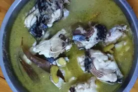 原汁原味的清水煮罗非鱼图片