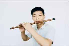 笛子版《没有你陪伴我真的好孤单》，居然如此动听，感动了我！图片