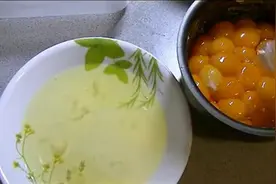 将30个鸡蛋同时放入电饭煲中，蒸出来的竟然是如此美味！视频封面