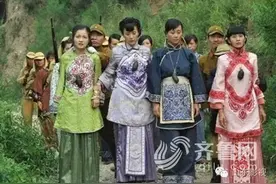 《三十里铺》张彤与寇振海大玩 “畸形之恋”寇振海王媛可牵手父女情图片