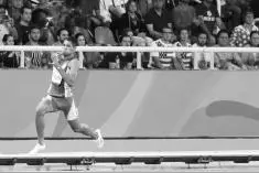 南非名将男子400米称王图片