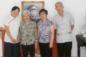 扬州志愿者赴江西拜访“老阿姨” 龚全珍为扬州德行教育支招图片