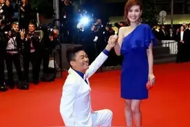 3D打印一把剑给宝强，刺穿“背叛者”的心图片