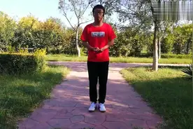 不会跳鬼步舞跳起来太僵硬强哥教你跳起来动感十足的小窍门