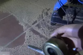 用鱼罐头切割钻孔，做出迷你强大的鼓风机鱼罐头图片