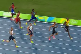 博尔特终点线前微笑回头等对手 终于有人能追上“闪电”了图片