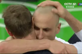 说不出再见，马努赛后泪洒赛场（gif）图片