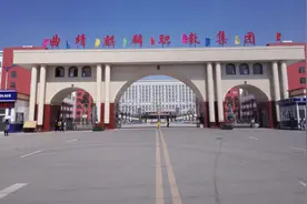 云南云科江科技与校方联合打造VR全景校园图片