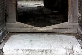 很多业主不知道门槛是什么？家里装修真的还少不了它图片
