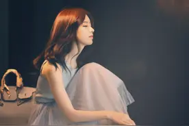 爱上你，我越来越自卑了图片