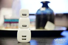 一不小心 公牛甩了三款超颜值USB充电器给你图片