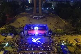 保定 市民广场 夜间航拍图片