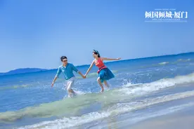 原来拍海景婚纱照要必备这些物品?图片