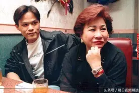 国外一男子与大自己二十岁的女人结婚，后来双方的举动令人吃惊图片
