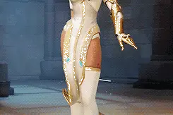 搞笑GIF：昨天刚买秩序之光皮肤，今天朋友发我这图，好想退货图片