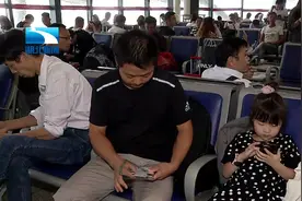 你好，香港！武汉至西九龙高铁今天首发视频封面
