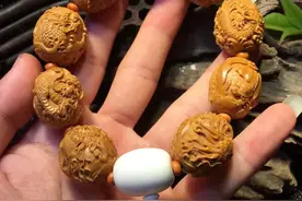 这样的名家雕刻的橄榄核，实在让人撒不开眼--勿拿某宝相提并论图片