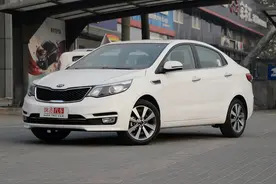 小K5也要同堂　曝东风锐达起亚全新K2谍照图片