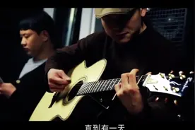 如果一首歌不流行也不过时，那就是民谣图片