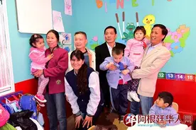 阿根廷布市华人为当地贫困地区捐赠 回馈社区图片