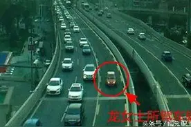 破水孕妇上演《速度与激情》 怎样做才正确？图片